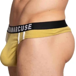 String Passant Moutarde